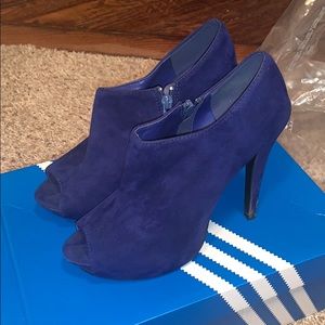 Blue Heels